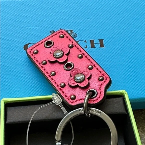 NWT Coach Fuchsia Keychain with Studs - Picture 4 of 7